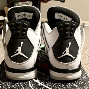 Jordan 4 military black size 7.5
